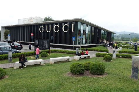 fabbrica gucci toscana|gucci outlet firenze.